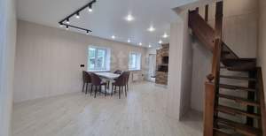 Дом 132м&sup2;, 2-этажный, участок 8 сот.  