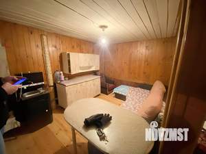 Дом 30м&sup2;, 2-этажный, участок 4 сот.  