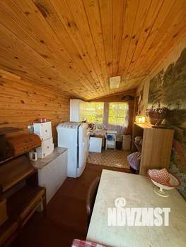 Дом 23м&sup2;, 2-этажный, участок 9 сот.  