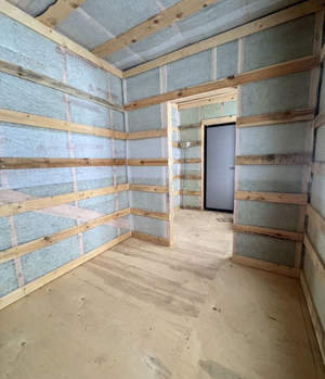 Дом 80м&sup2;, 2-этажный, участок 17 сот.  