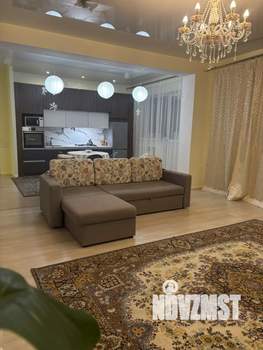 Коттедж 180м&sup2;, 2-этажный, участок 12 сот.  