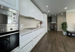 Дом 155м&sup2;, 3-этажный, участок 3 сот.  