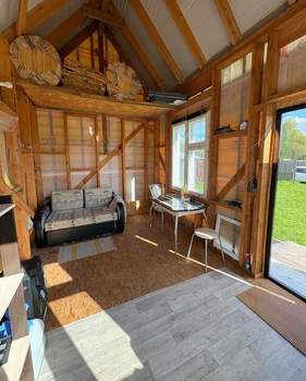 Дом 12м&sup2;, 1-этажный, участок 6 сот.  