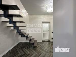 Коттедж 179м², 2-этажный, участок 6 сот.  