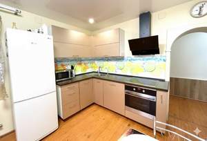 Дом 130м&sup2;, 2-этажный, участок 10 сот.  