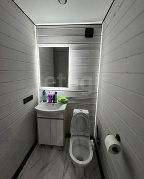 Дом 60м&sup2;, 2-этажный, участок 6 сот.  