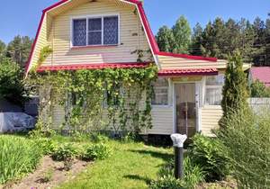 Дом 80м&sup2;, 2-этажный, участок 5 сот.  