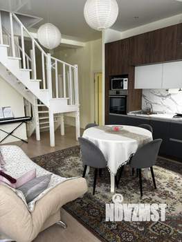 Коттедж 180м&sup2;, 2-этажный, участок 12 сот.  