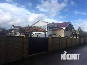 Коттедж 279м&sup2;, 3-этажный, участок 12 сот.  