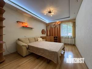 Коттедж 422м&sup2;, 3-этажный, участок 13 сот.  