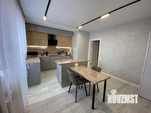 Дом 350м², 2-этажный, участок 15 сот.  