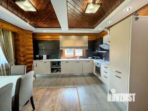 Коттедж 262м&sup2;, 2-этажный, участок 25 сот.  