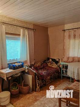 Дом 30м², 2-этажный, участок 3 сот.  