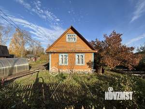 Дом 40м&sup2;, 2-этажный, участок 6 сот.  