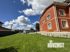 Коттедж 449м², 2-этажный, участок 11 сот.  