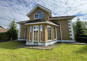 Дом 219м², 2-этажный, участок 16 сот.  