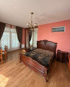 Дом 347м&sup2;, 3-этажный, участок 13 сот.  