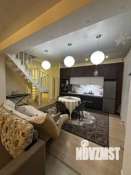 Коттедж 180м&sup2;, 2-этажный, участок 12 сот.  