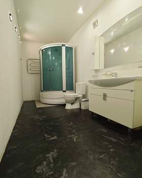 Дом 216м&sup2;, 2-этажный, участок 24 сот.  