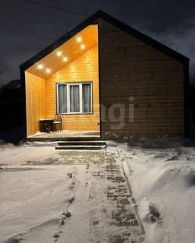 Дом 60м&sup2;, 2-этажный, участок 6 сот.  