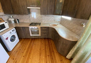 Дом 180м&sup2;, 3-этажный, участок 20 сот.  