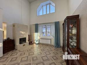 Дом 266м&sup2;, 2-этажный, участок 9 сот.  