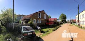 Дом 200м², 2-этажный, участок 9 сот.  