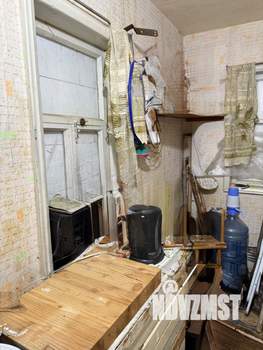 Дом 10м&sup2;, 2-этажный, участок 5 сот.  