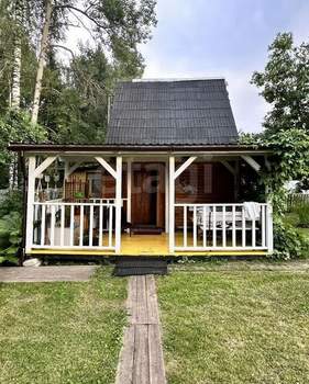 Дом 25м&sup2;, 2-этажный, участок 8 сот.  