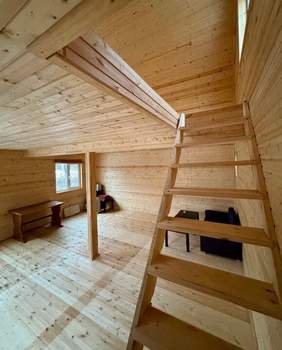 Дом 70м&sup2;, 2-этажный, участок 10 сот.  