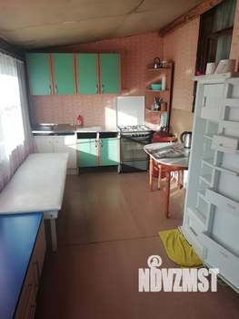 Дом 50м², 2-этажный, участок 6 сот.  