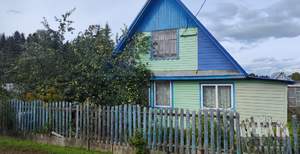 Дом 40м&sup2;, 2-этажный, участок 9 сот.  