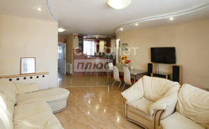 Дом 312м&sup2;, 3-этажный, участок 11 сот.  