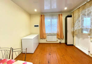 Дом 130м&sup2;, 2-этажный, участок 10 сот.  