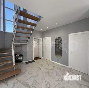 Коттедж 150м², 2-этажный, участок 10 сот.  