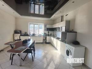 Дом 240м², 2-этажный, участок 12 сот.  