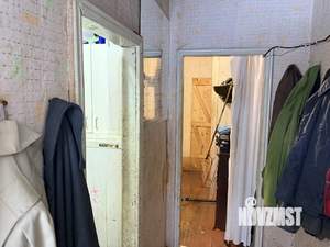 Дом 10м², 2-этажный, участок 5 сот.  