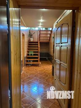 Коттедж 300м², 3-этажный, участок 16 сот.  