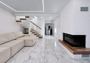 Дом 180м&sup2;, 2-этажный, участок 15 сот.  