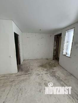 Дом 102м&sup2;, 2-этажный, участок 4 сот.  