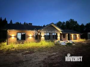 Дом 238м&sup2;, 1-этажный, участок 20 сот.  