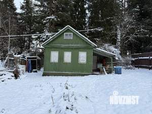 Дом 10м², 2-этажный, участок 5 сот.  