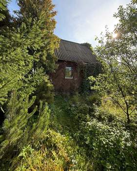 Дом 23м&sup2;, 2-этажный, участок 9 сот.  