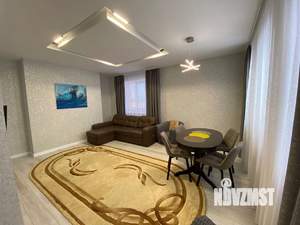 Дом 350м², 2-этажный, участок 15 сот.  