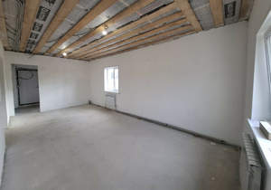 Дом 100м&sup2;, 1-этажный, участок 6 сот.  