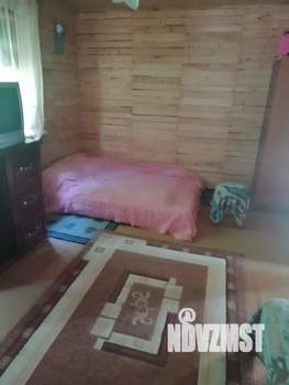 Дом 50м², 2-этажный, участок 6 сот.  