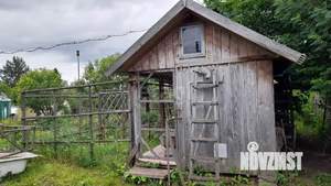 Дом 30м&sup2;, 2-этажный, участок 6 сот.  