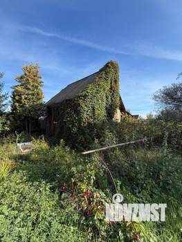 Дом 23м&sup2;, 2-этажный, участок 9 сот.  