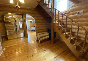 Дом 180м&sup2;, 3-этажный, участок 20 сот.  