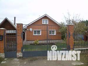 Дом 150м&sup2;, 2-этажный, участок 15 сот.  